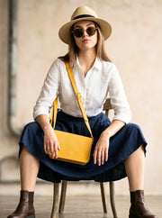 CrocElegance Handbag – Textured Top Grain Leather Style