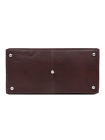 Orvella crossbody bag rectangular base with five metal feet