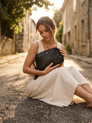 Elegant Leather Ladies Bag – Handcrafted Luxury for Everyday Use