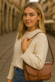 Premium Leather Crossbody – Sleek & Light