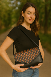 Minimal Leather Clutch – Top Grain Evening Elegance