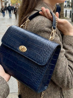 CABRINI Classic Crossbody – Minimal Chic in Leather - Cabrini - Elegance Perfected