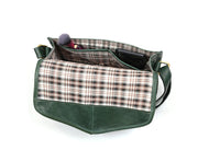 Handcrafted Green Leather Crossbody Bag for Women – Vintage Satchel with Multiple Compartments - Cabrini - Elegance Perfected