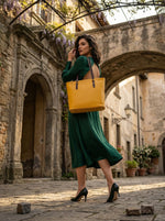 Top Grain Leather Handbag for Women – Classic & Handcrafted - Cabrini - Elegance Perfected